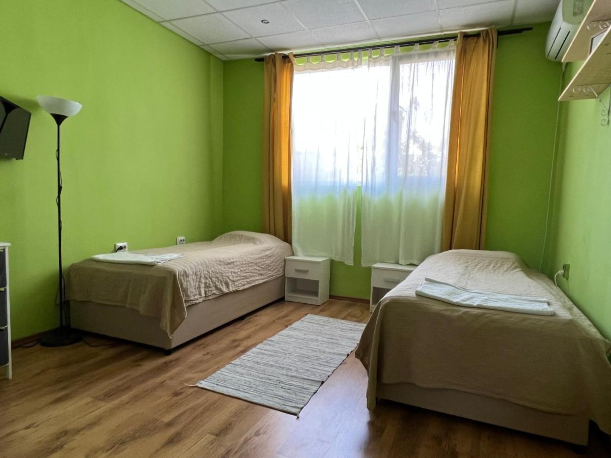 Oleander Rooms & Apartment Софія Екстер'єр фото